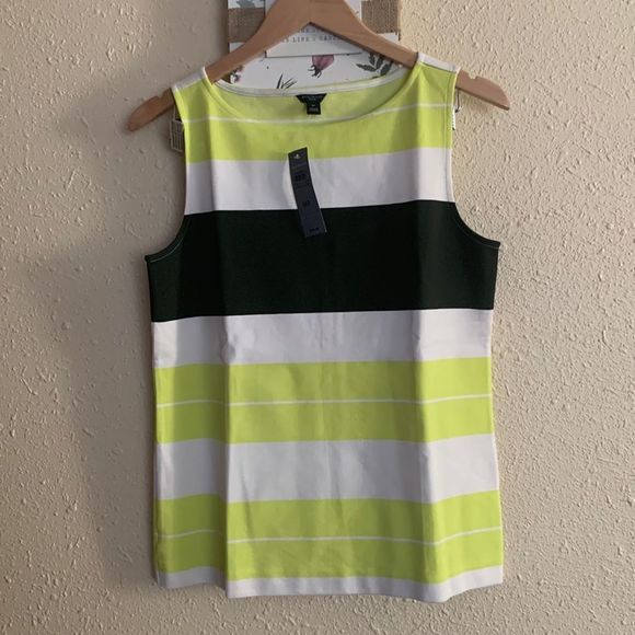 Gorgeous comfort elegant three color top - Picture 1 of 9